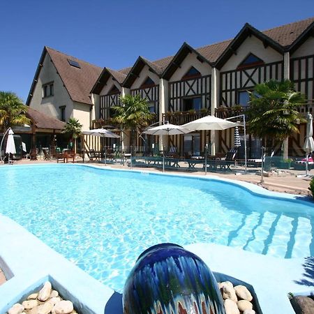 Logis Le Clos Deauville Saint Gatien Zewnętrze zdjęcie