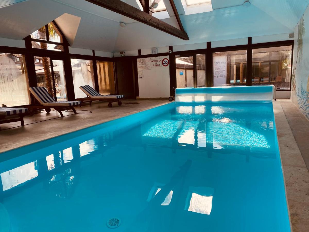 Logis Le Clos Deauville Saint Gatien Zewnętrze zdjęcie